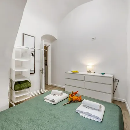 Lägenhet Casa Di Lilo Sanremo Historic Center Apartment | Sleeps 4 | A/C - Happy Rentals *
