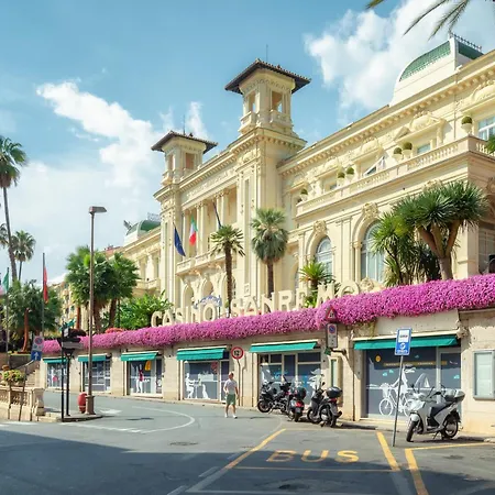 Casa Di Lilo Sanremo Historic Center Apartment | Sleeps 4 | A/C - Happy Rentals Διαμέρισμα Σαν Ρέμο